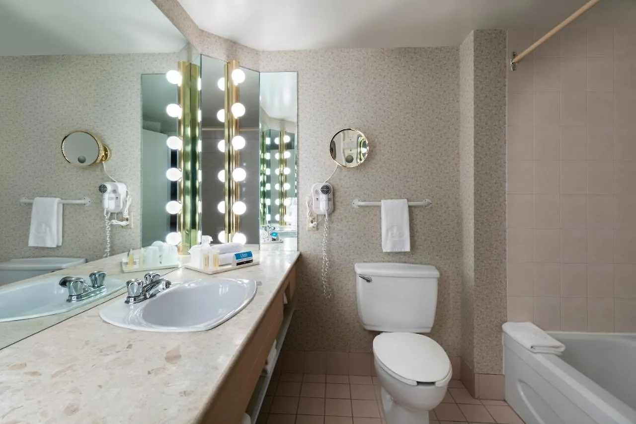 *** Hotel Hôtels Gouverneur Montréal - Île Charron Boucherville Canadá